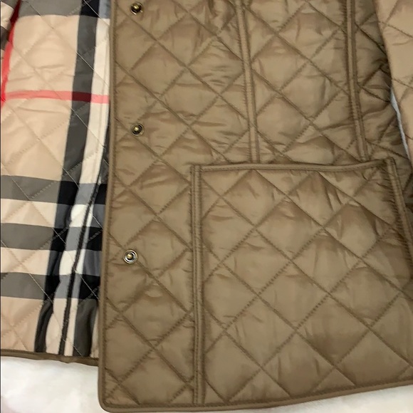 Burberry Coat - Picture 5 of 5